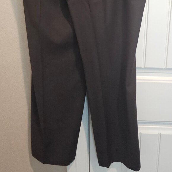 Valenti Uomo Suit 2 pc 42L x 36x32 pants Brown - Picture 8 of 9